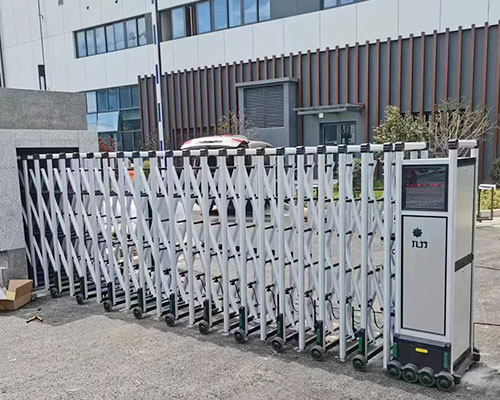 伸缩门安装案例