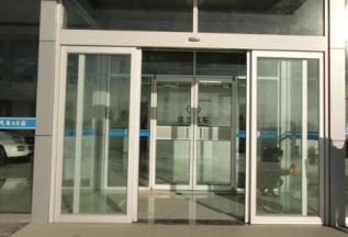 自动门是如何感应人进出的